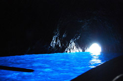 L'intrieur de la Grotte Bleue de Capri